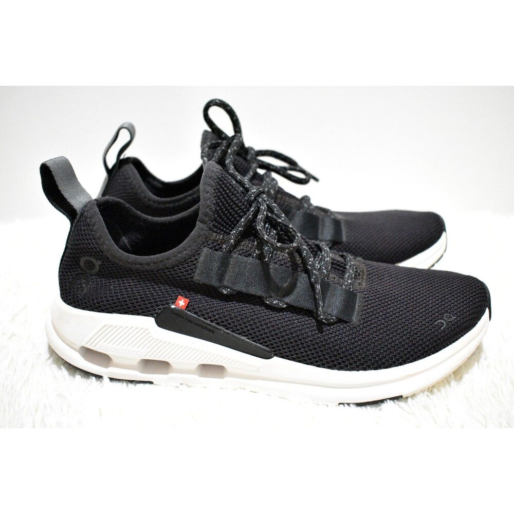 On Cloudeasy Womens Running Athletic Sneaker Black White 76.98441  US 8.5 EU 40 - Picture 2 of 16